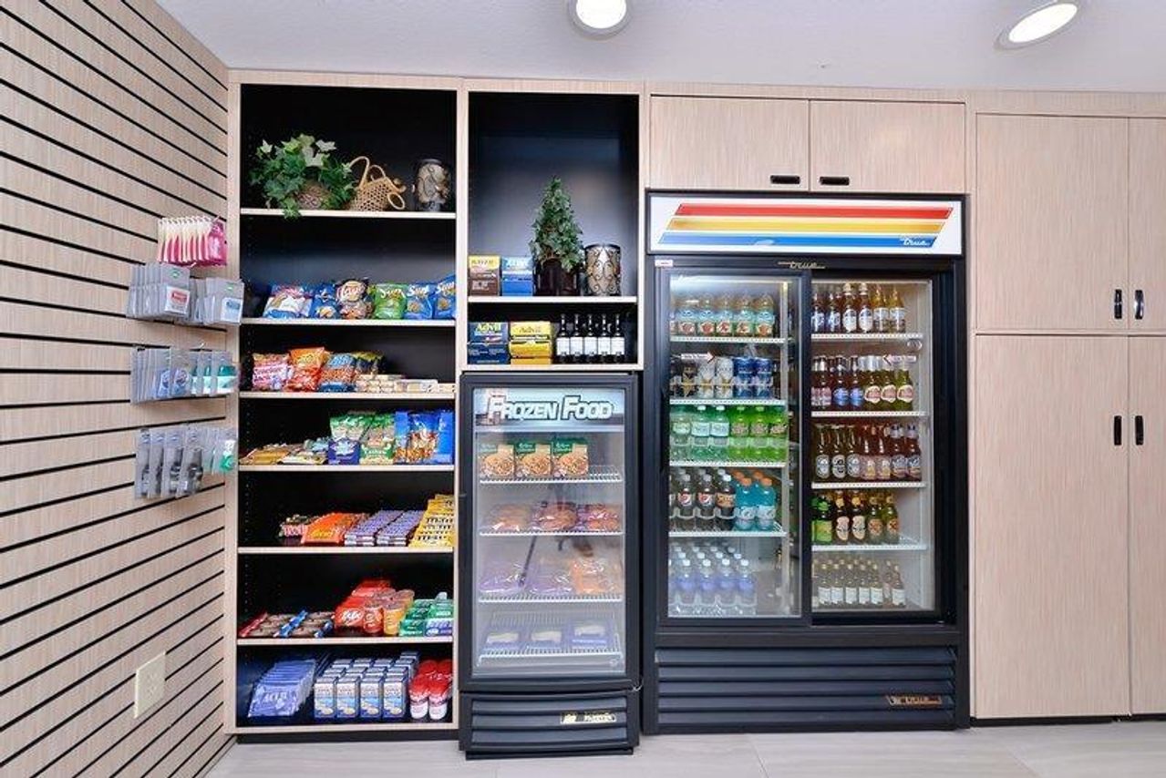 Photo of Best Western Plus Fresno Airport Hotel