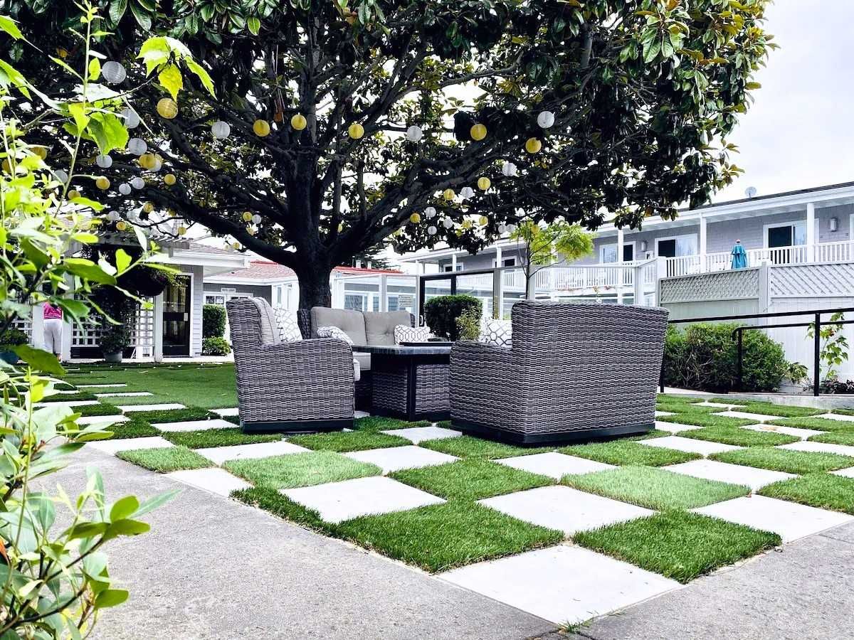 Photo of Monterey Bay Lodge - Garden, Outdoor Seating Area