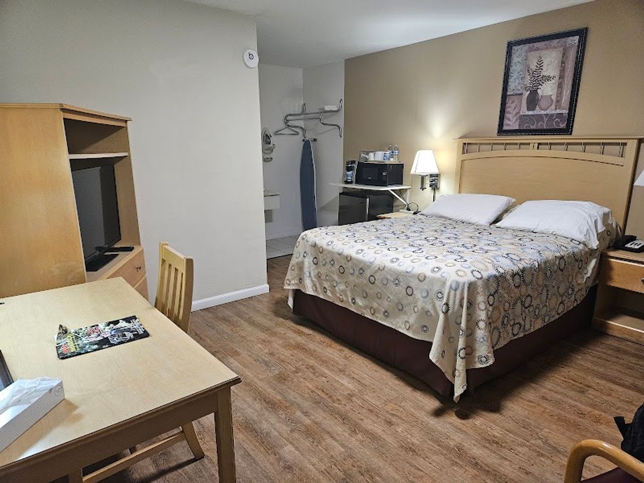 Photo of Redwood Inn