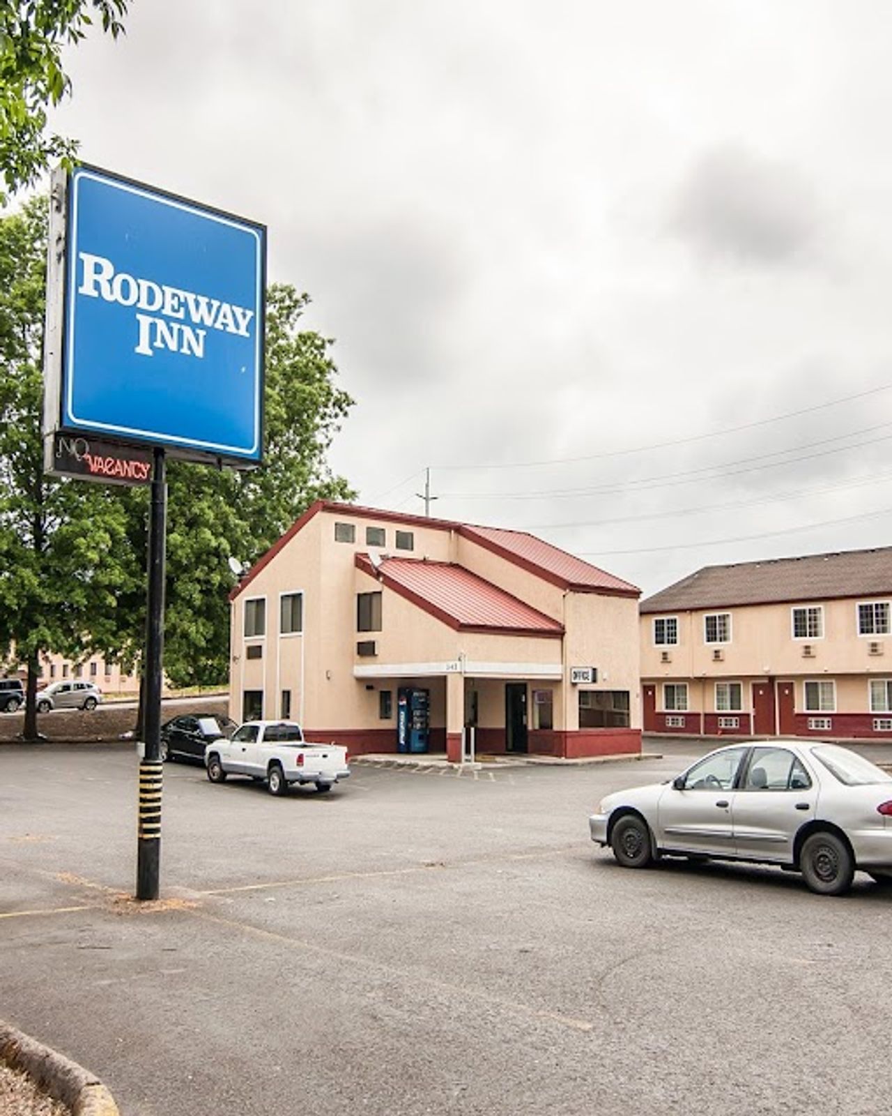 Photo of Rodeway Inn Willamette River