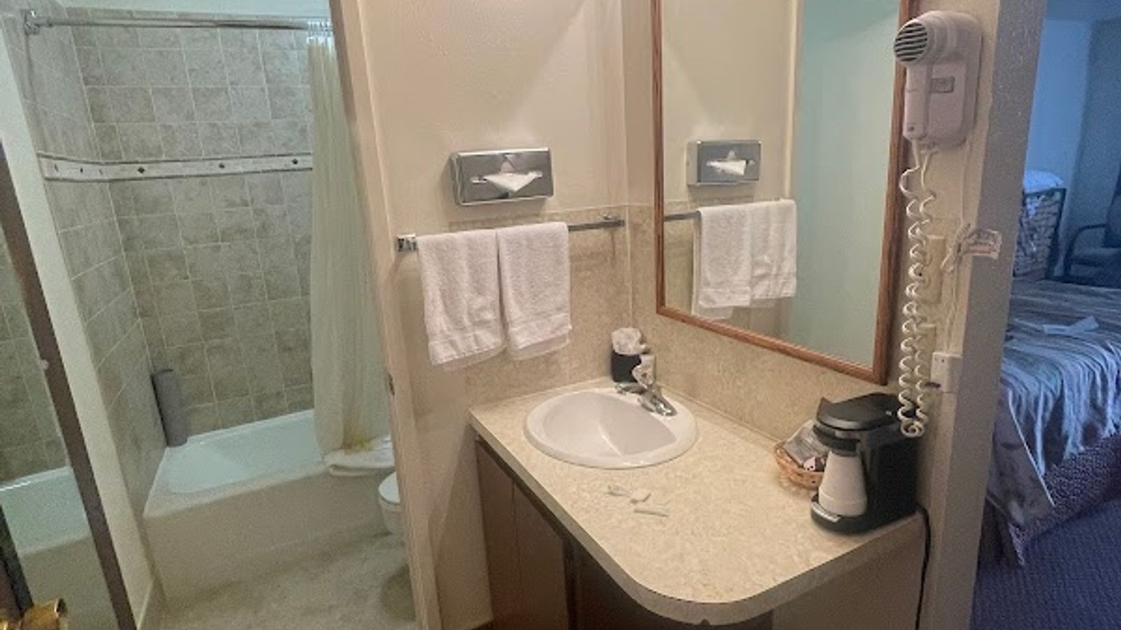 Photo of Clover Creek Inn