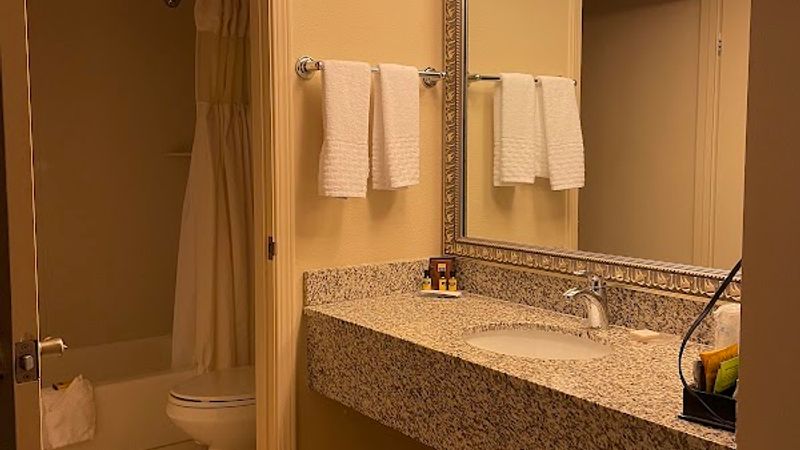 Photo of Best Western Plus Inn at the Vines