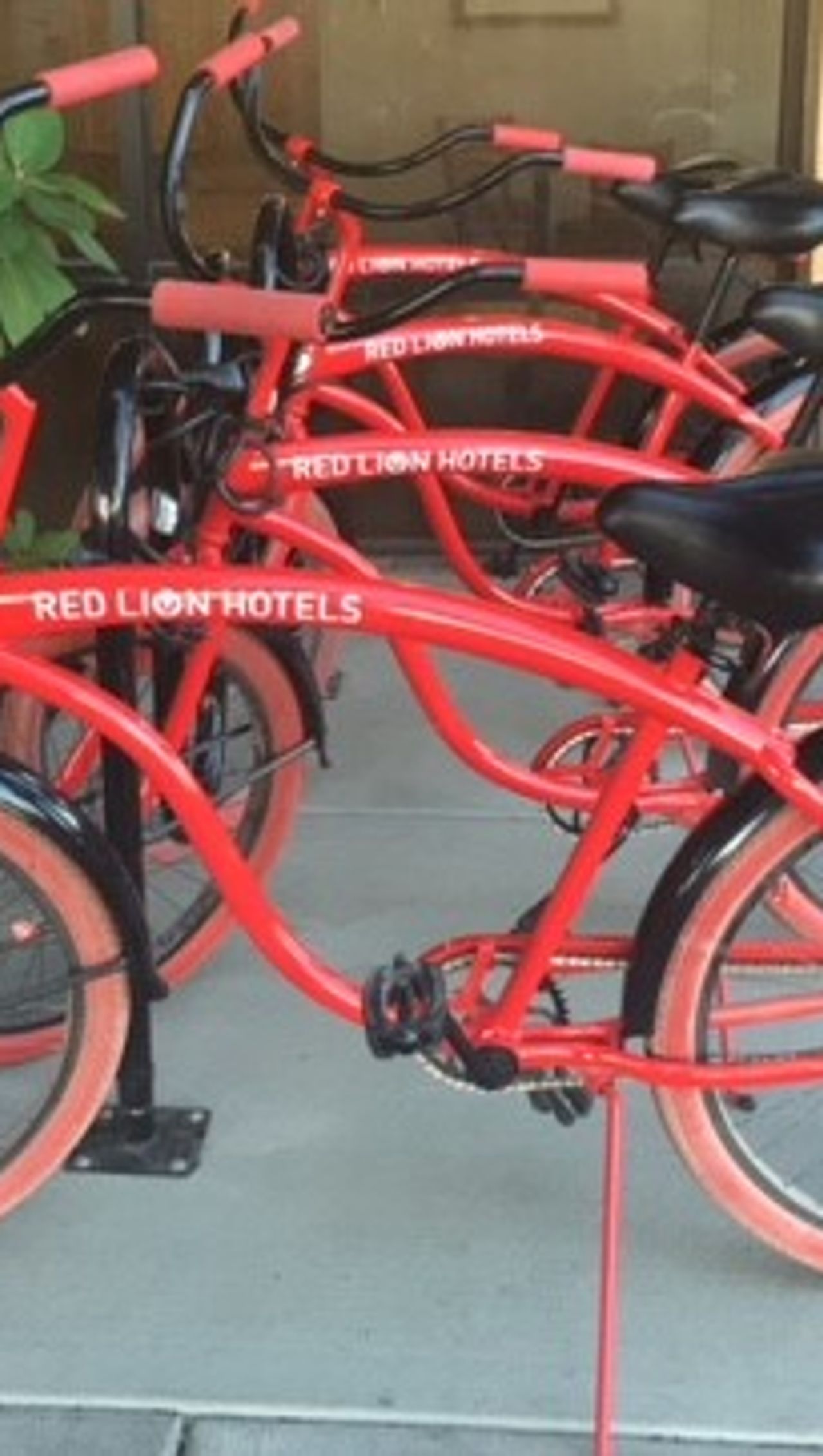 Photo of Red Lion Inn & Suites Deschutes River Bend
