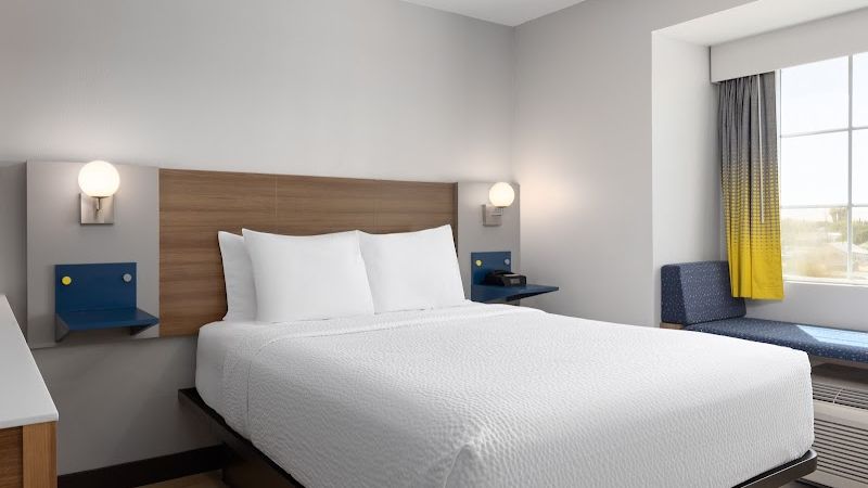 Photo of Microtel Inn & Suites by Wyndham Tracy