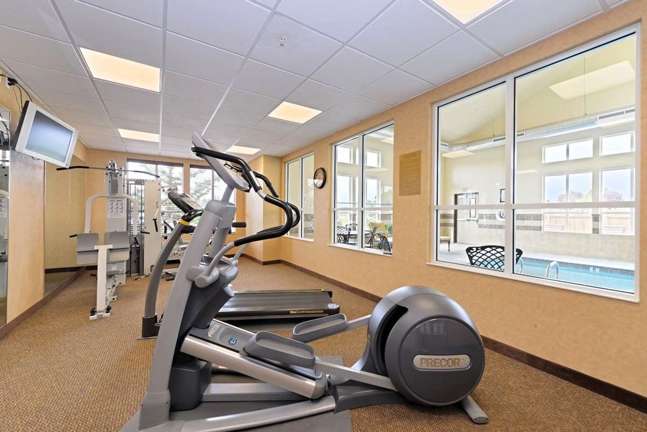 Comfort Inn & Suites McMinnville Wine Country Fitness Facility