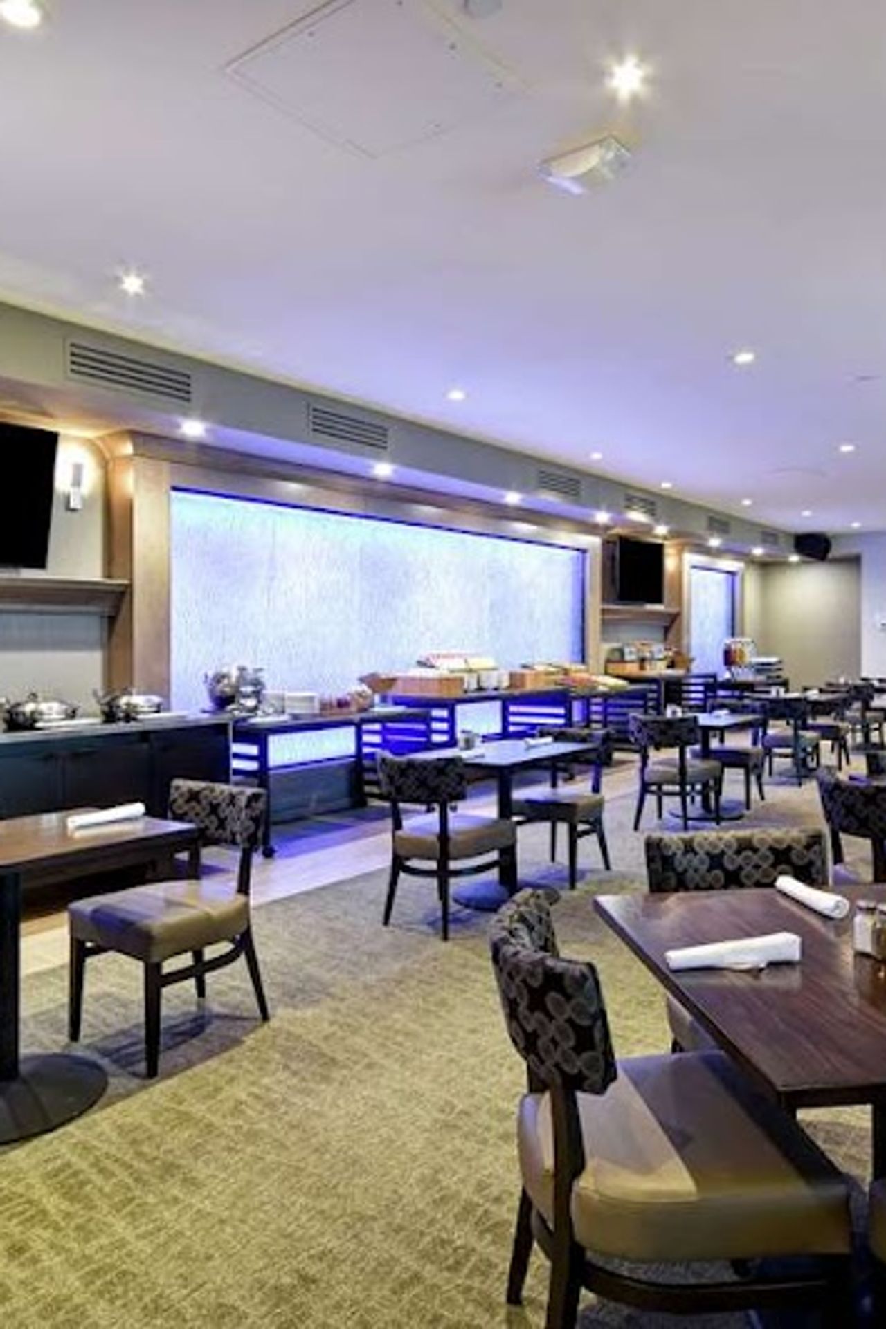 Photo of DoubleTree by Hilton Hotel Pleasanton at the Club