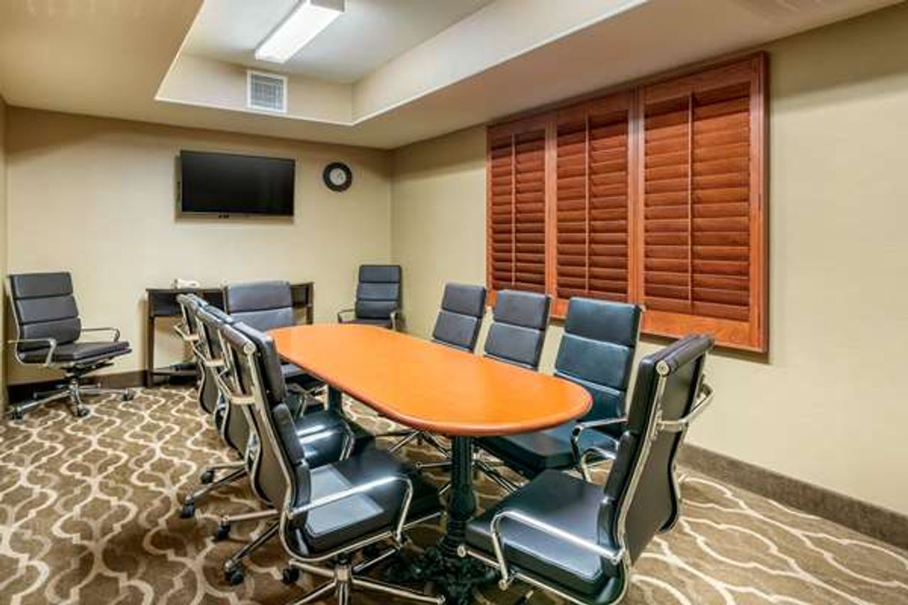 Photo of Comfort Inn & Suites Galt - Lodi North