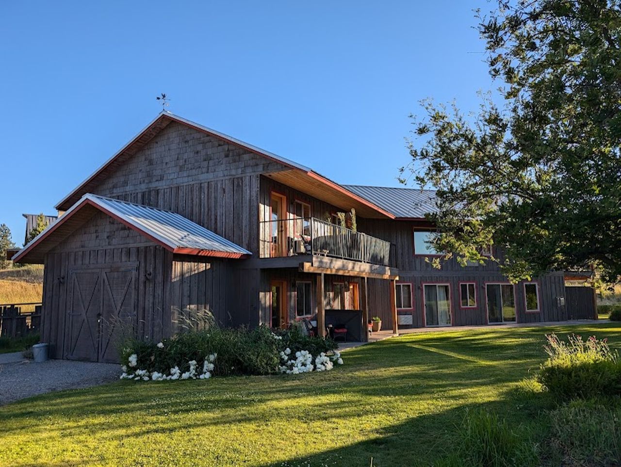 Photo of Mt. Gardner Inn