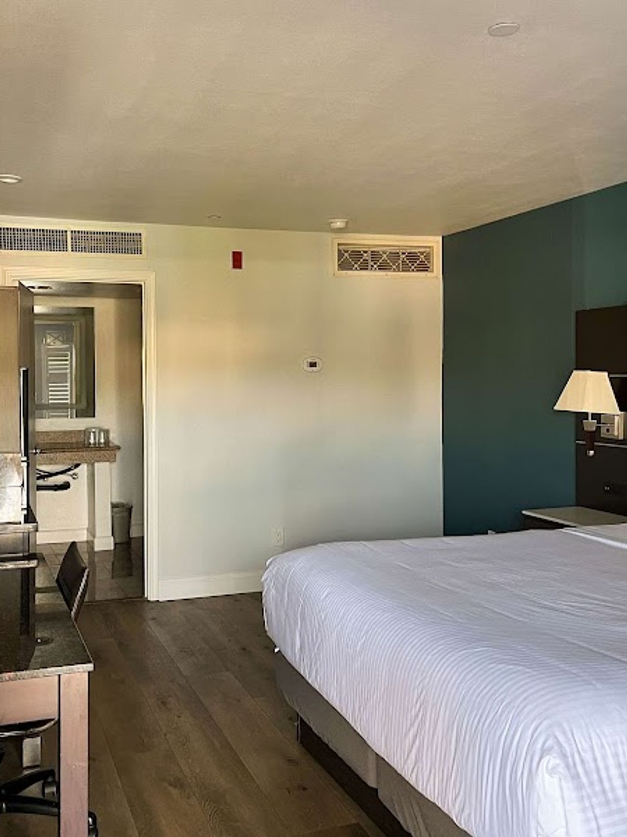 Photo of Studio 6 Vallejo, CA – Napa Valley