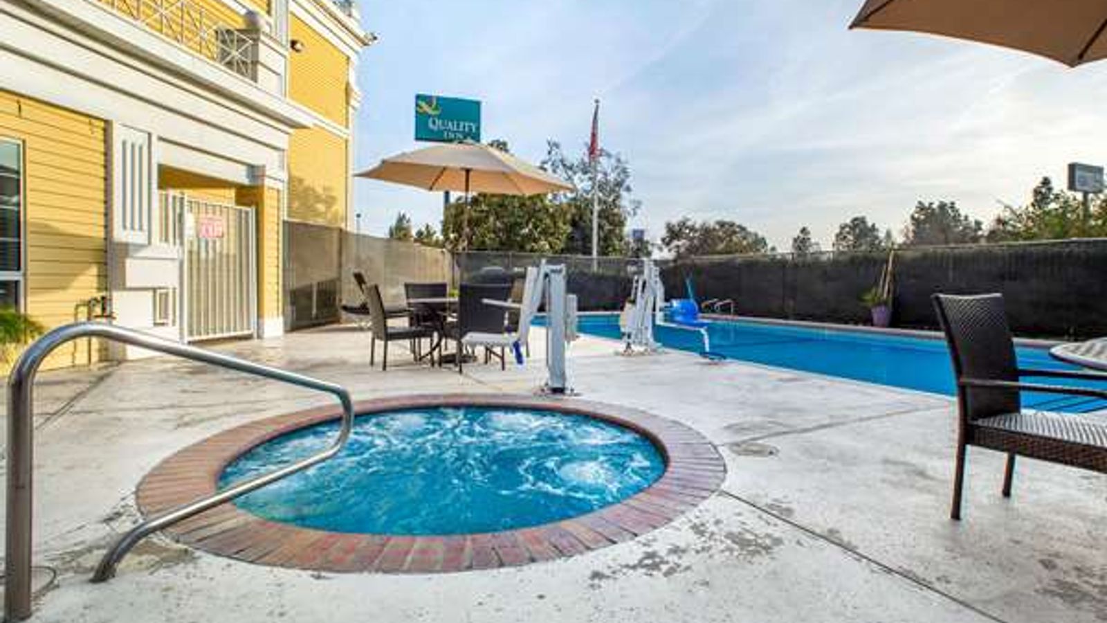 Photo of Quality Inn & Suites Tulare