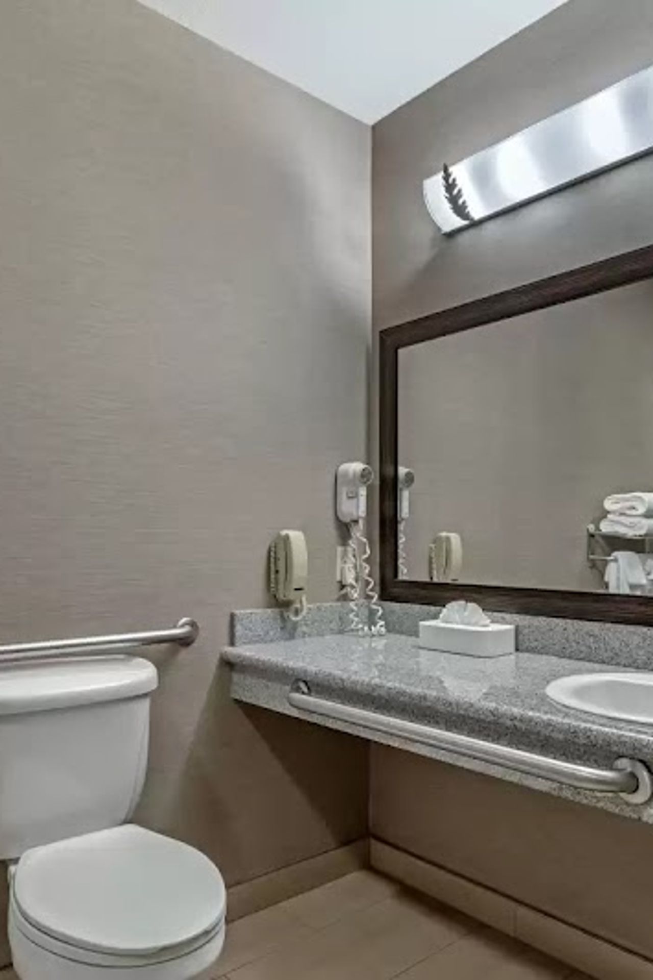 Photo of Comfort Suites Boise West Meridian