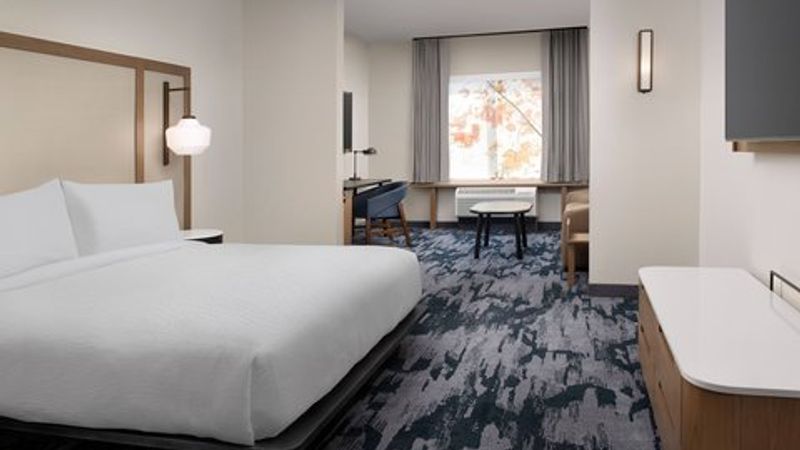 Photo of Fairfield Inn & Suites Santa Rosa Rohnert Park