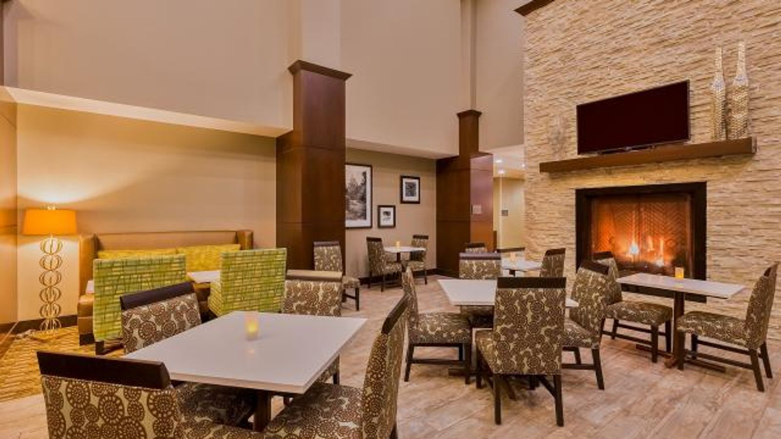 Photo of Hampton Inn & Suites Bend