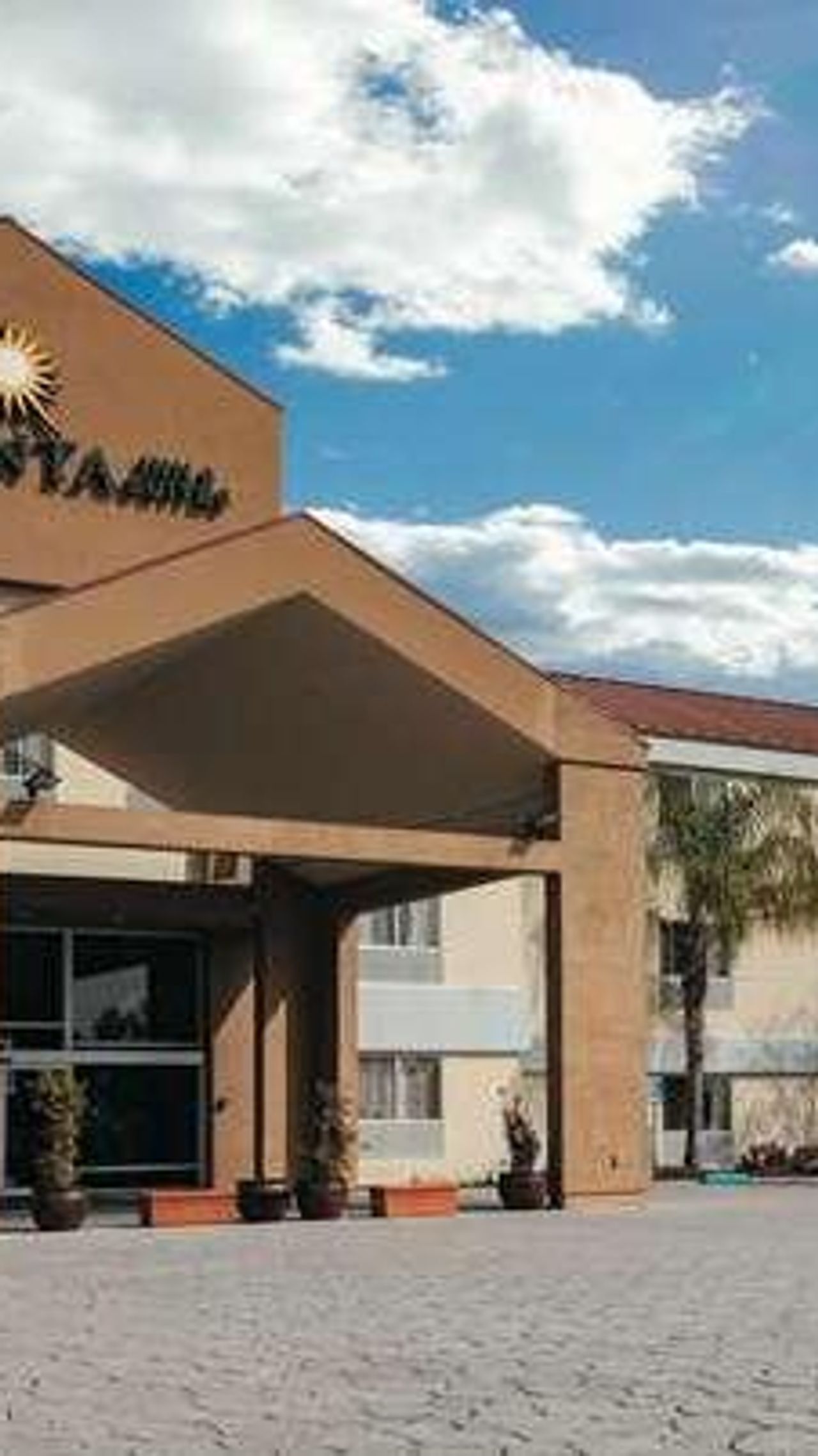 Photo of La Quinta Inn & Suites by Wyndham Dublin - Pleasanton