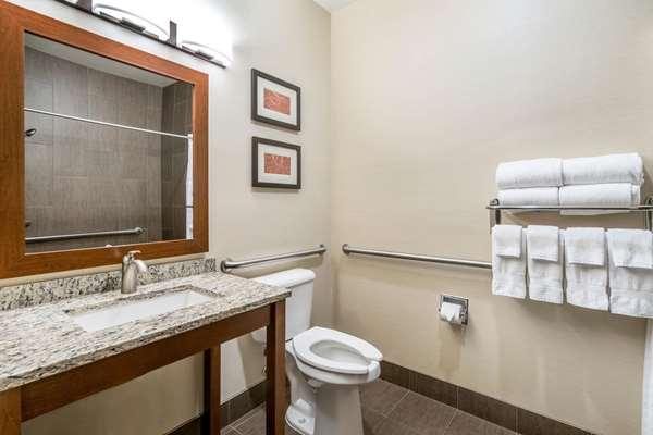 Photo of Comfort Suites Yakima