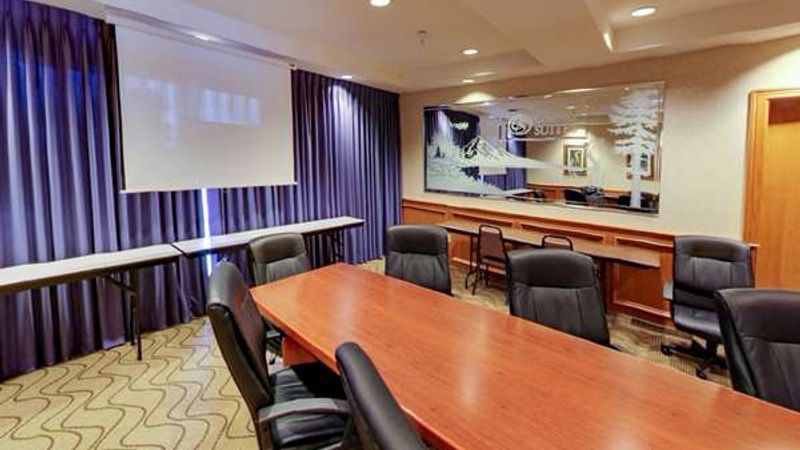 Photo of Comfort Suites Salem