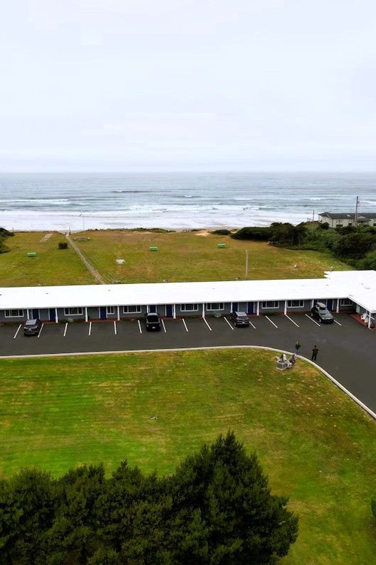 Photo of Deane’s Oceanfront Lodge - Aerial View