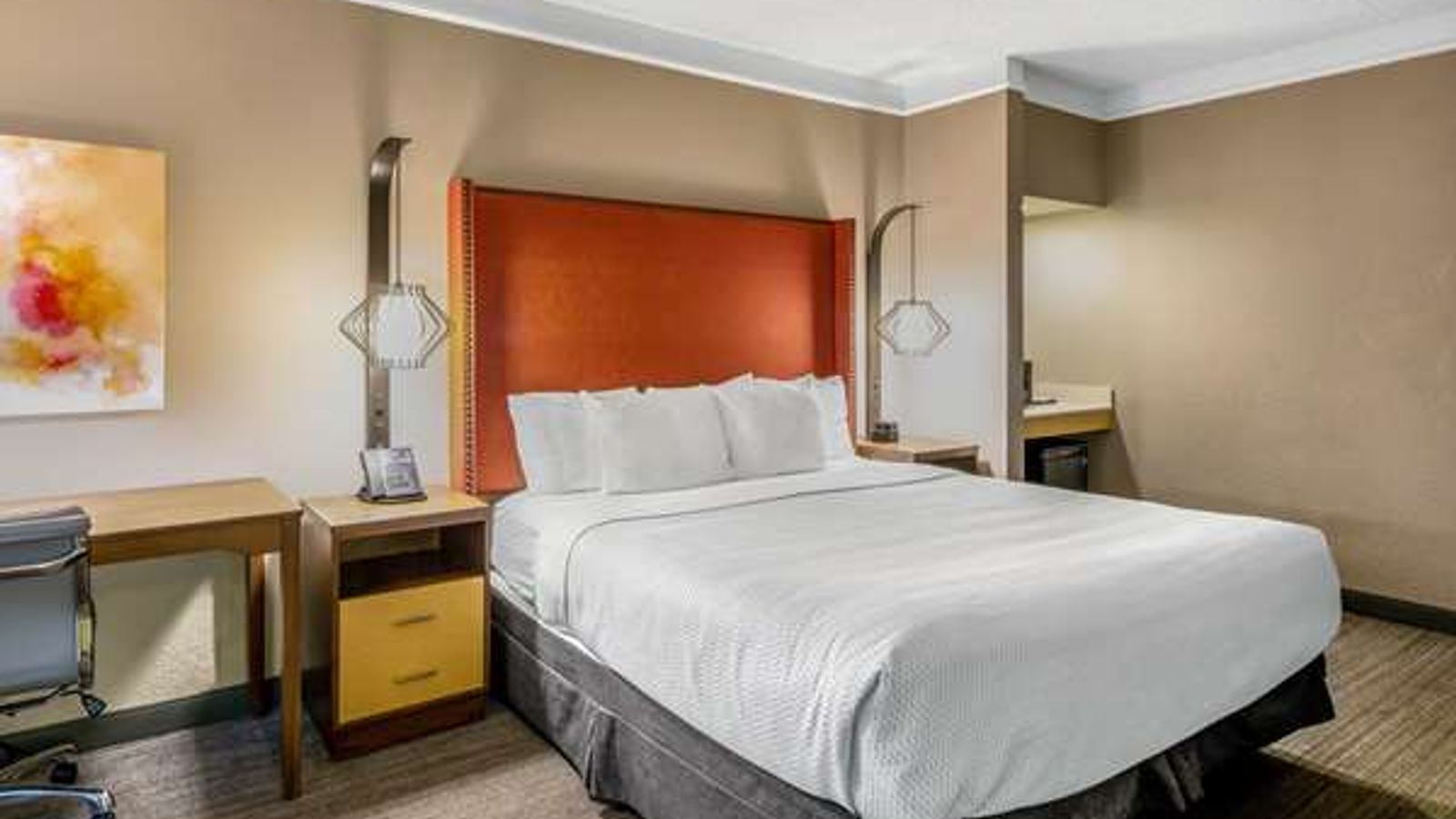 Photo of La Quinta Inn & Suites by Wyndham San Francisco Airport N