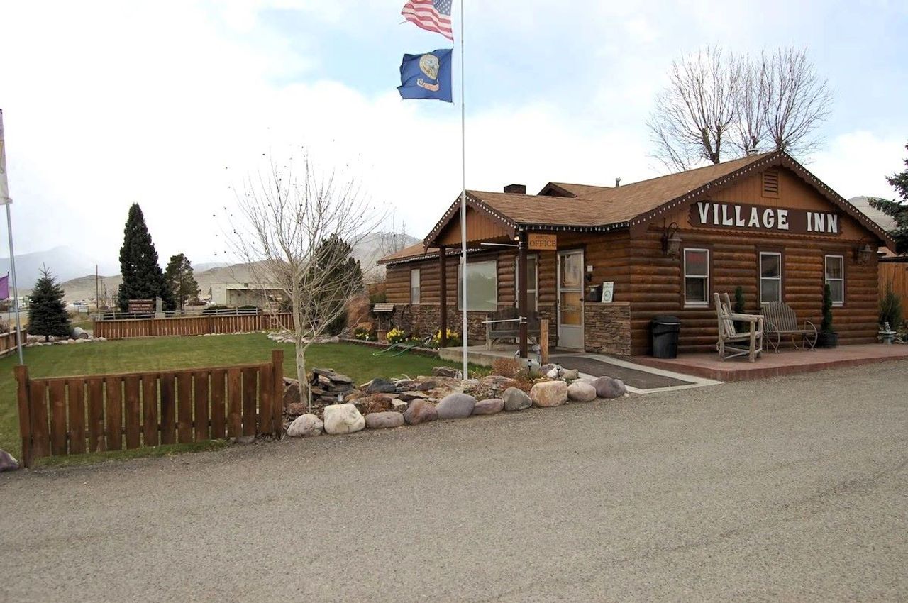 Village Inn Restaurant