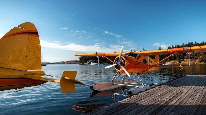 Hyatt Regency Lake Washington at Seattle's Southport - Helicopter-plane tours