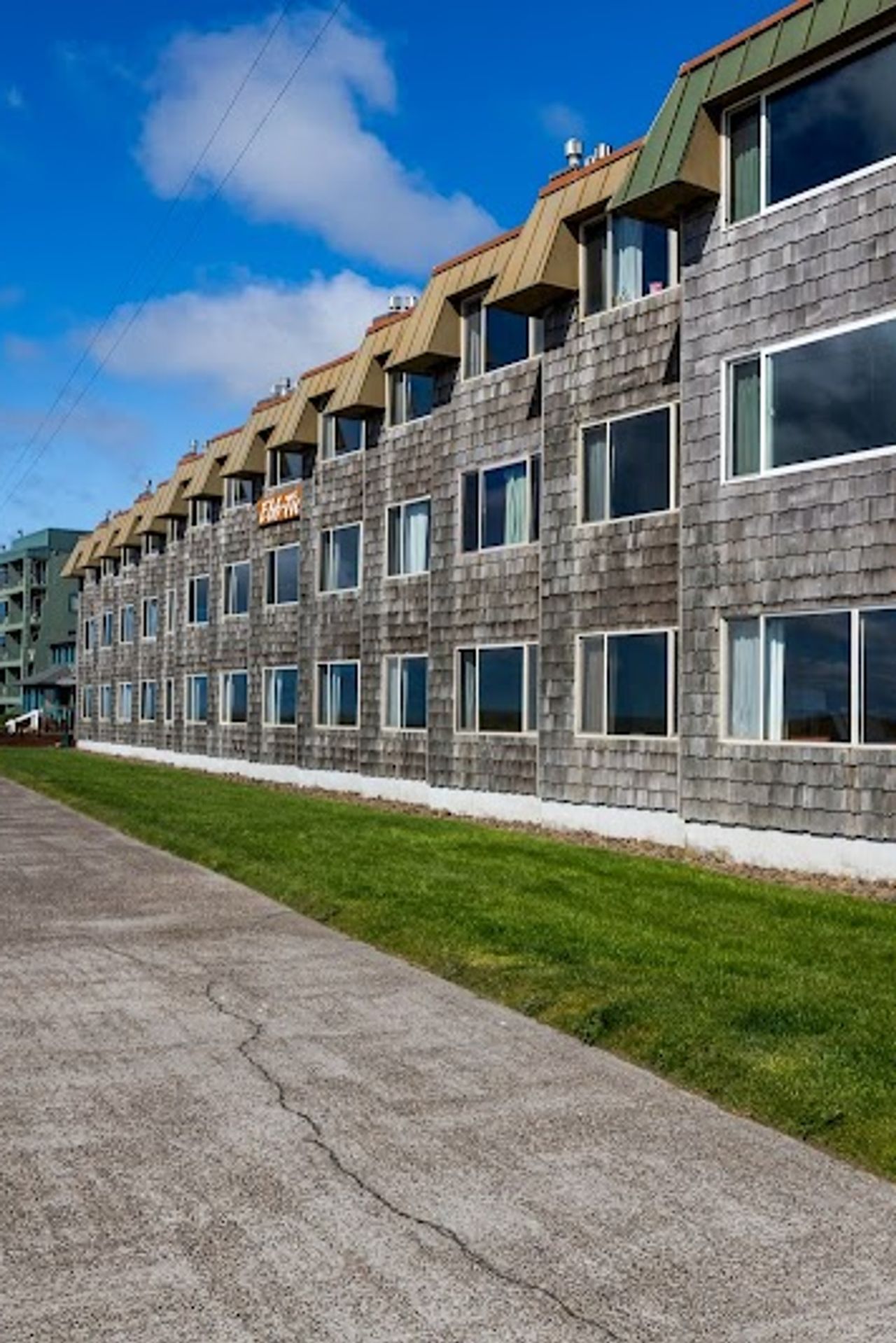 Photo of Ebb Tide Oceanfront Inn