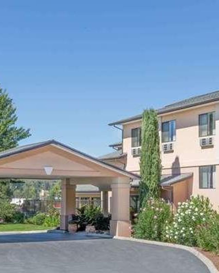 Super 8 by Wyndham Grants Pass