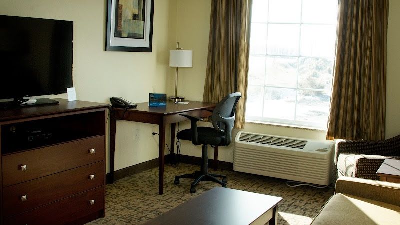 Photo of Cobblestone Inn & Suites - Soda Springs