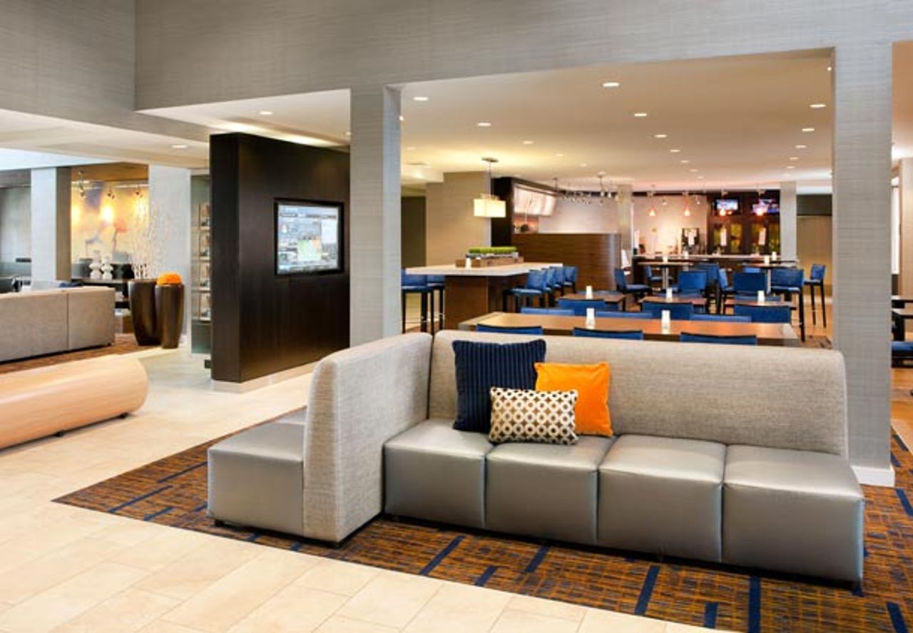 Photo of Courtyard Oakland Airport