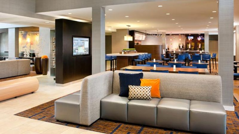 Photo of Courtyard Oakland Airport