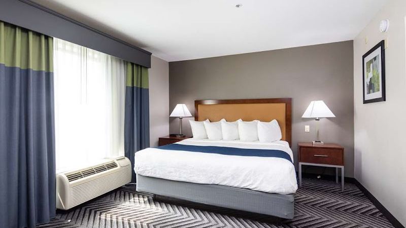 Photo of Best Western Inn & Suites San Mateo - San Francisco Airport