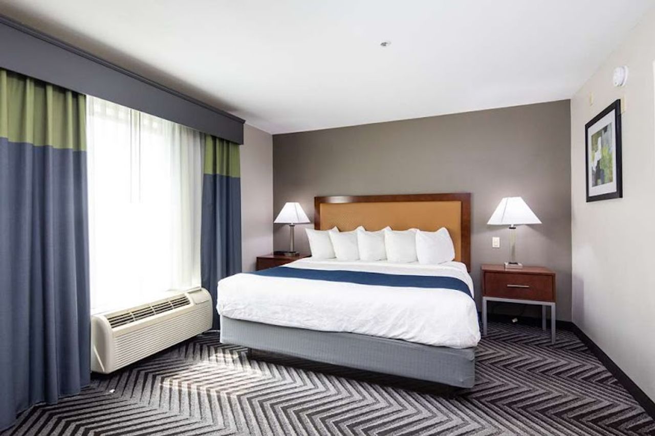 Photo of Best Western Inn & Suites San Mateo - San Francisco Airport