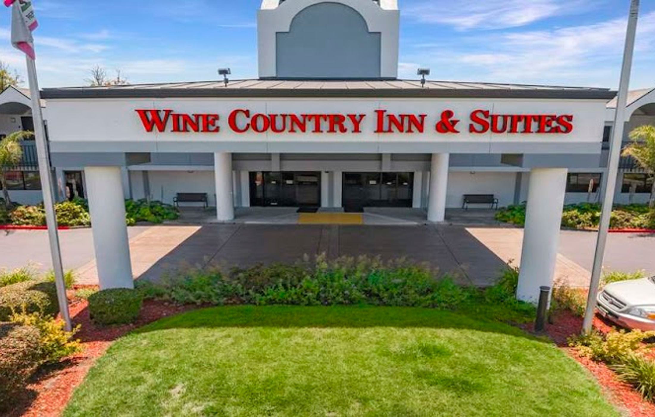 Best Western Plus Wine Country Inn & Suites