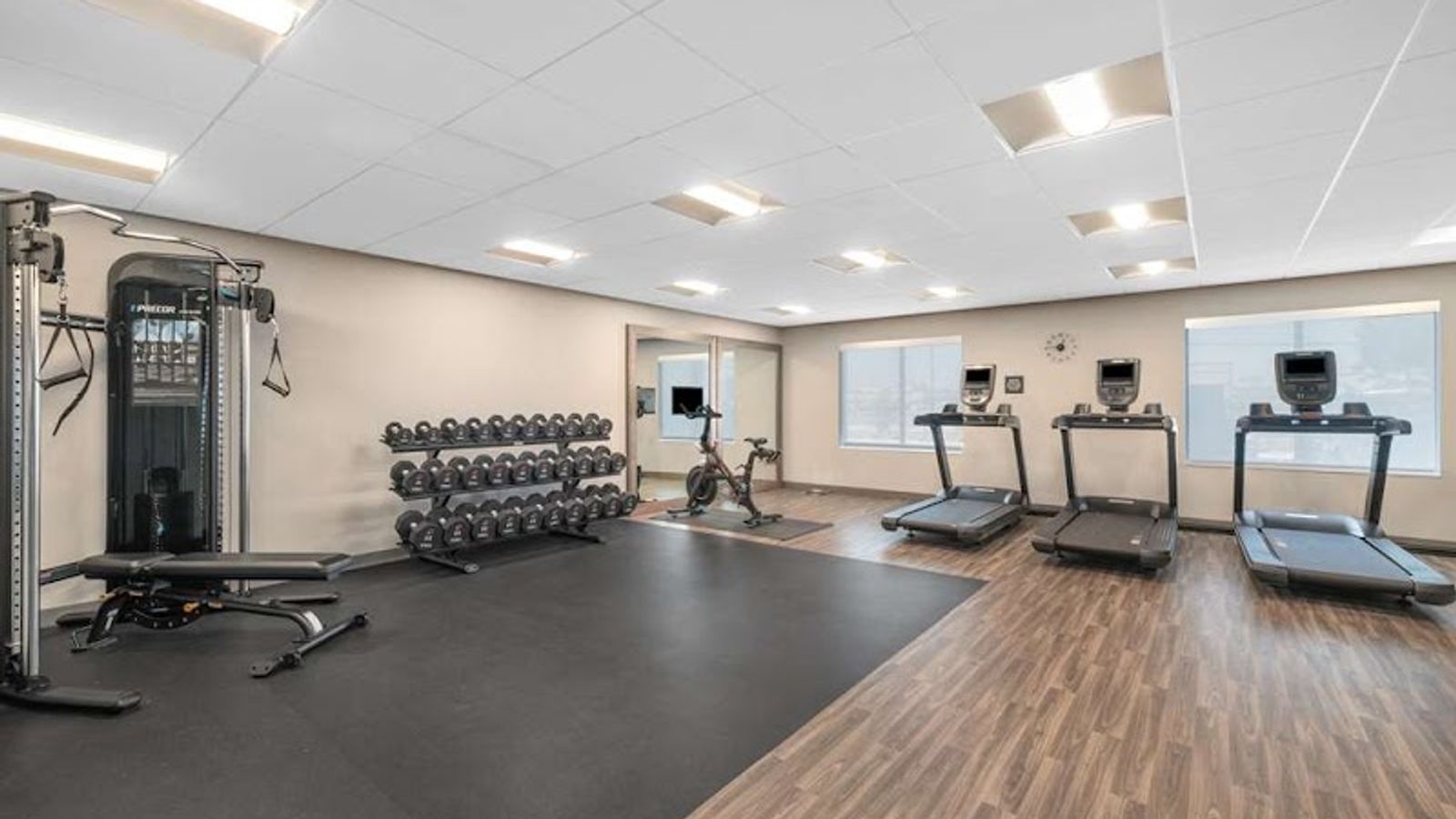 Photo of Hampton Inn & Suites Bakersfield Central