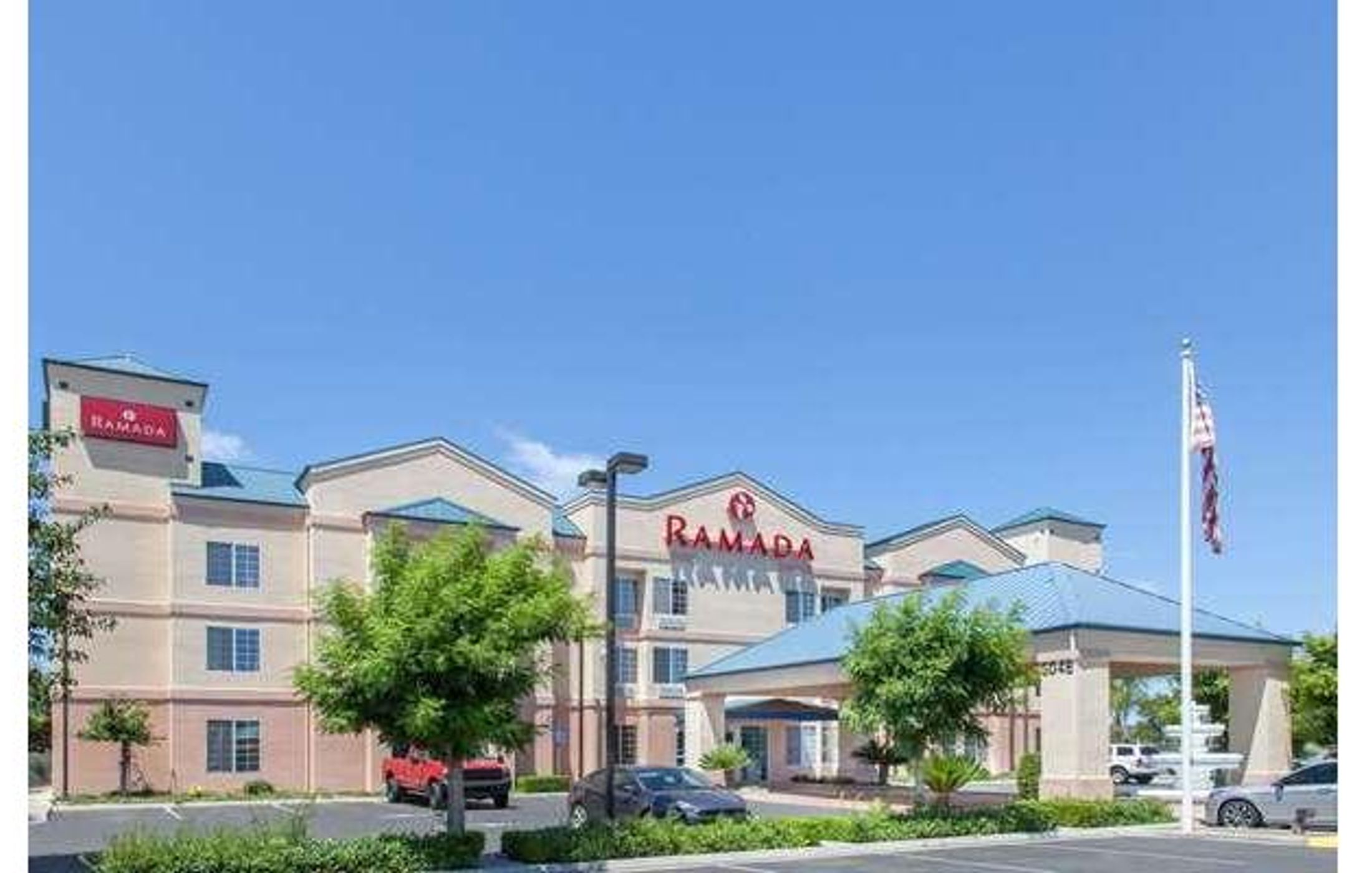 Ramada by Wyndham Fresno Northwest