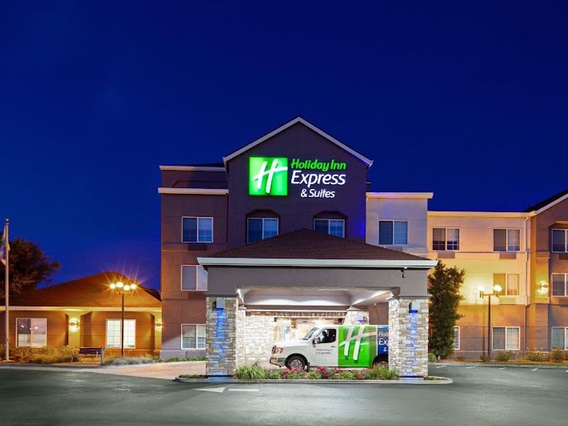 Photo of Holiday Inn Express & Suites Oakland-Airport by IHG