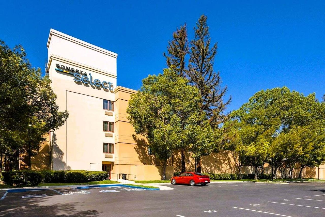 Sonesta Select San Jose Airport