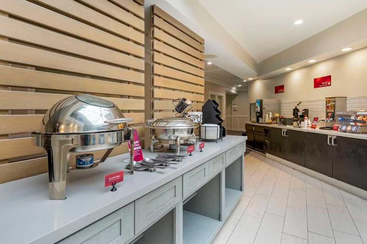 Photo of Best Western Plus All Suites Inn - Complimentary hot breakfast buffet daily