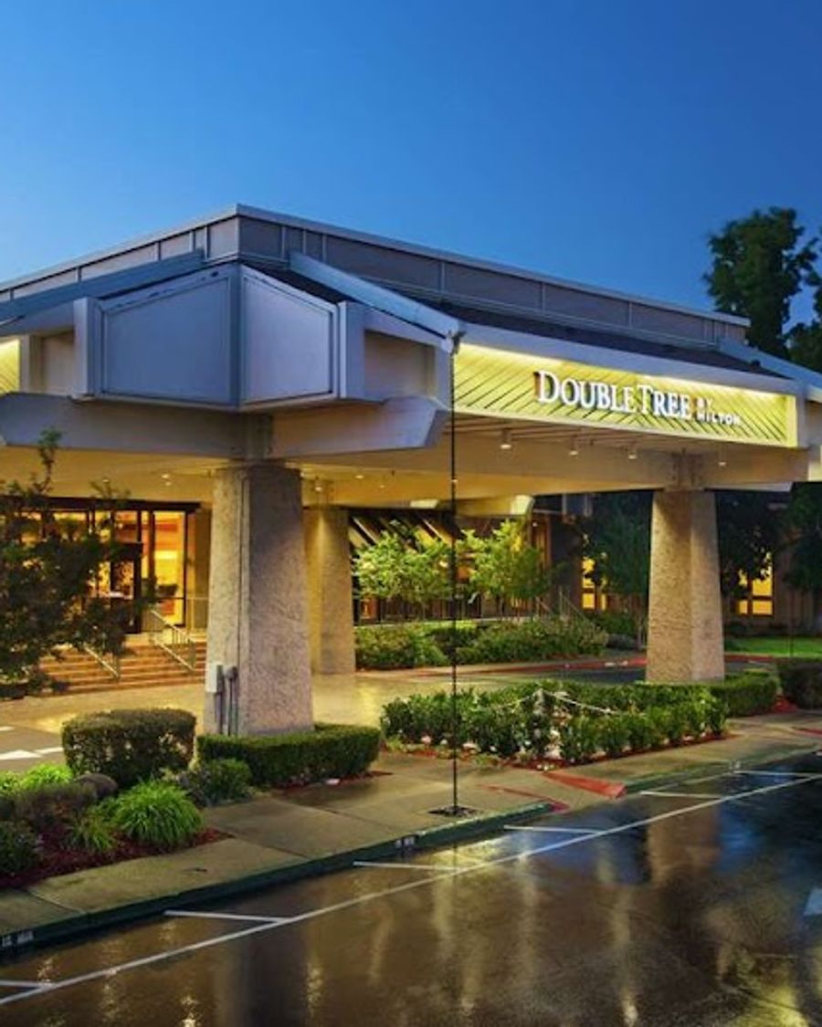 DoubleTree by Hilton Hotel Sacramento