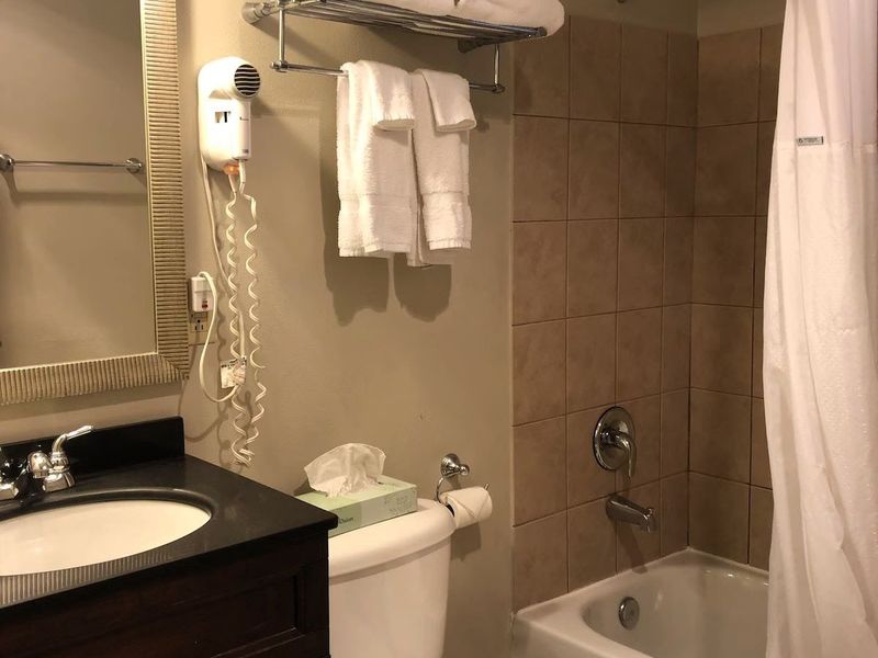 Global INN Combined shower-tub