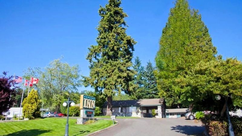 Poulsbo Inn & Suites