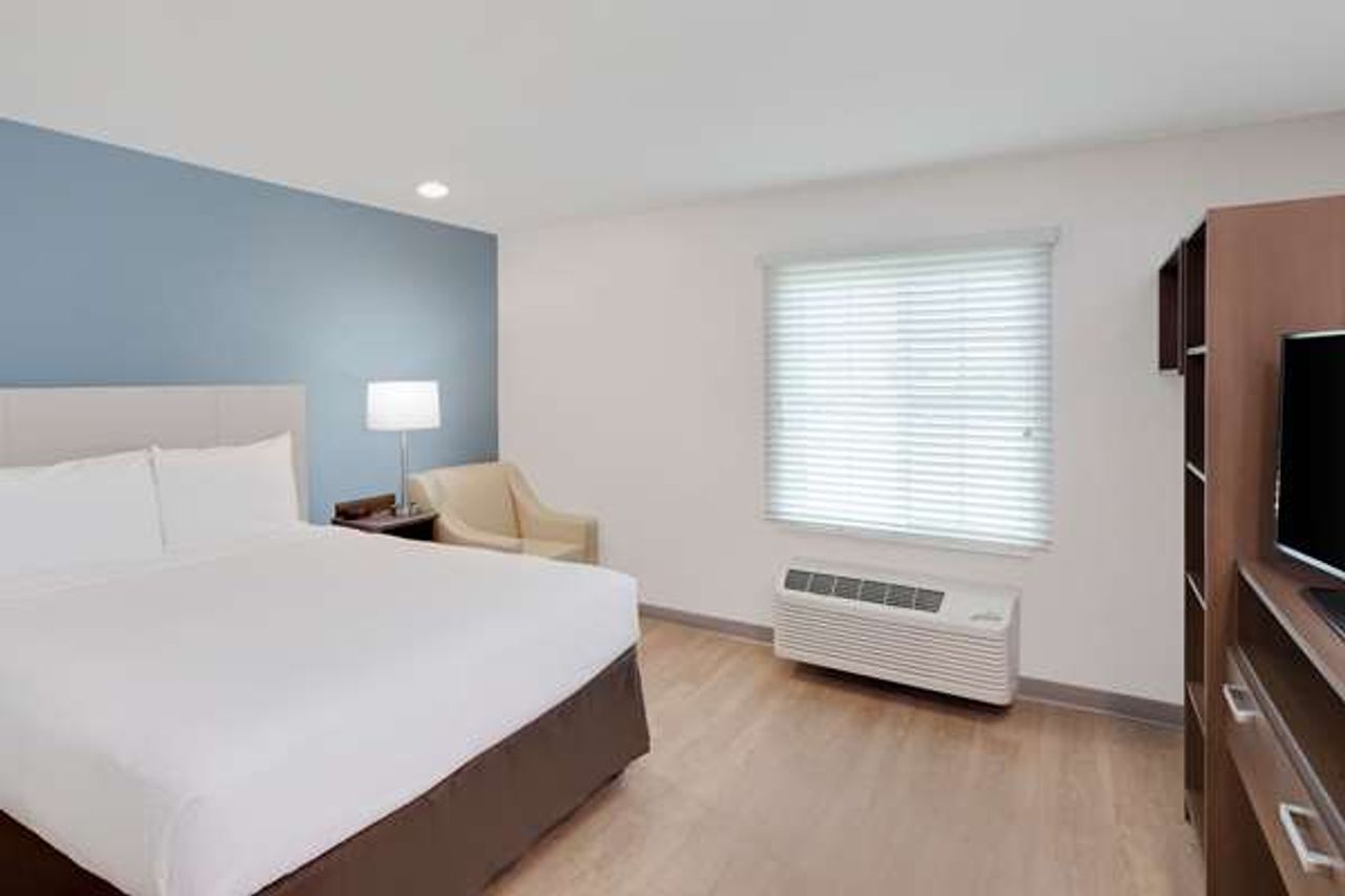 Photo of WoodSpring Suites Bakersfield East