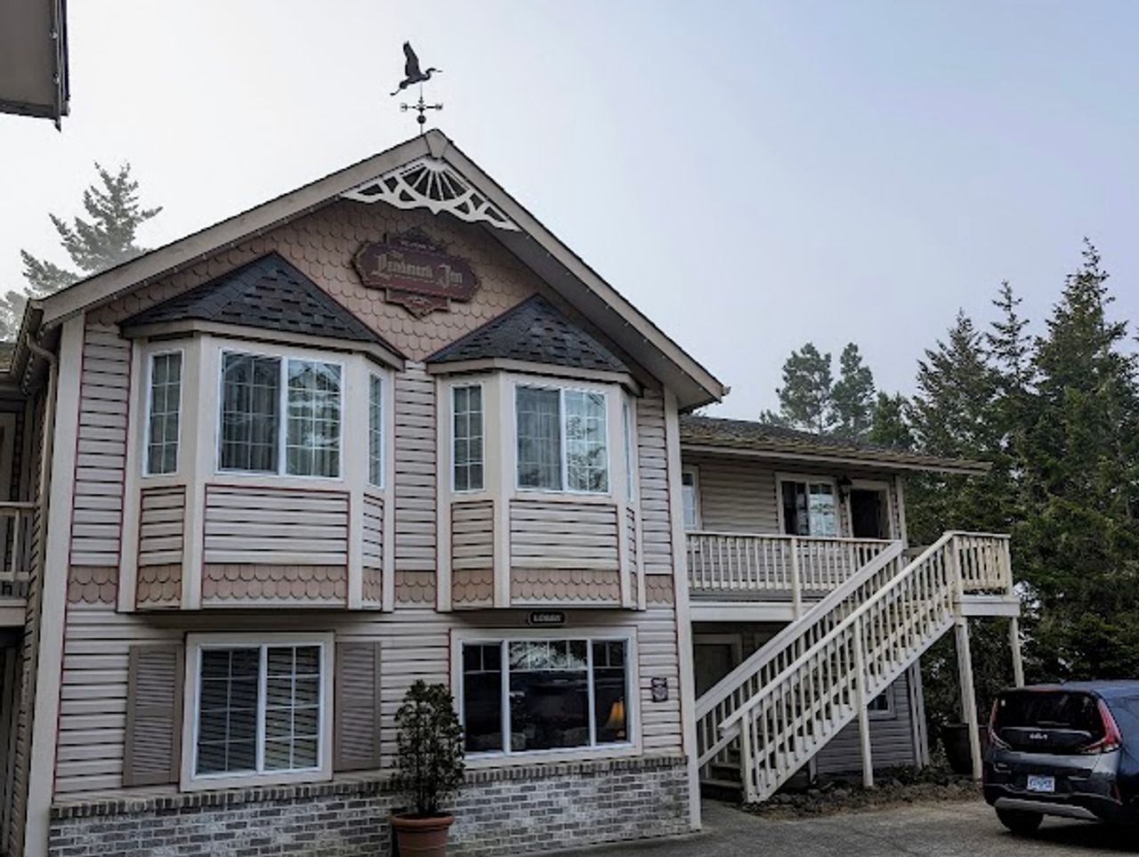 Photo of Landmark Inn