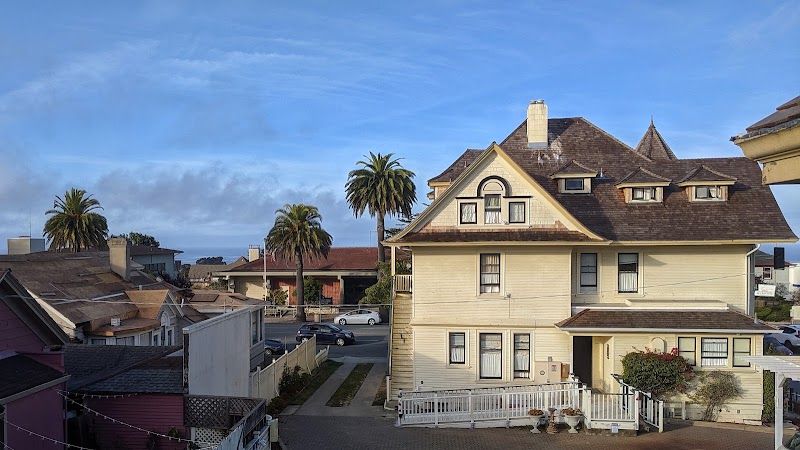 Photo of Pacific Grove Inn - Exterior