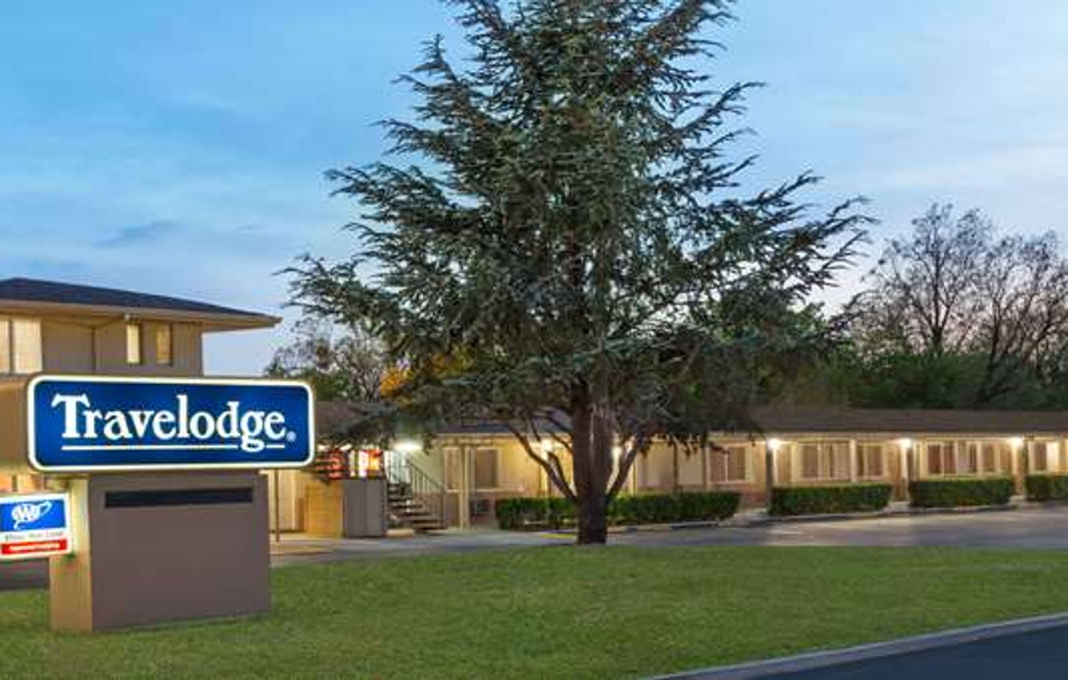 Travelodge by Wyndham Santa Rosa Wine Country