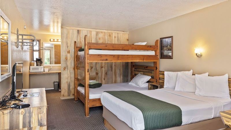 Photo of Birch Glen Lodge and Motel