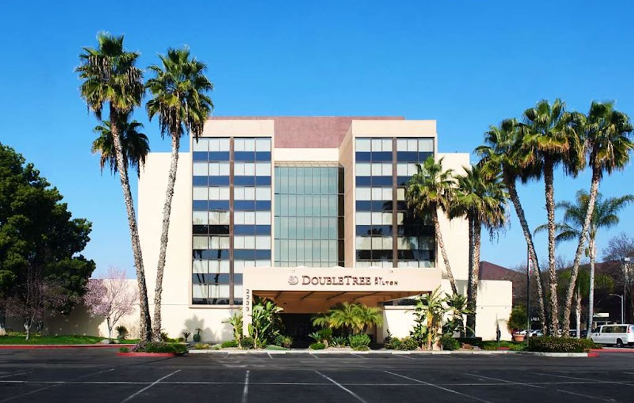 DoubleTree by Hilton Hotel Fresno Convention Center
