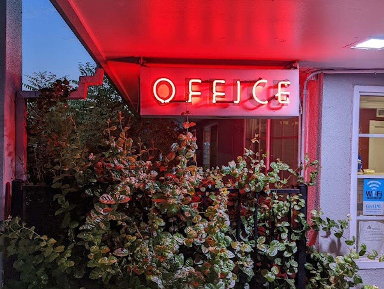 Photo of Echo Lodge - West Sacramento
