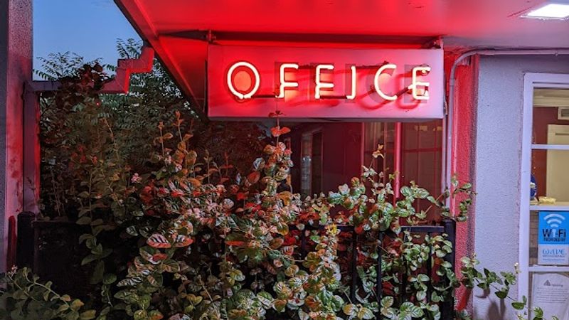 Photo of Echo Lodge - West Sacramento