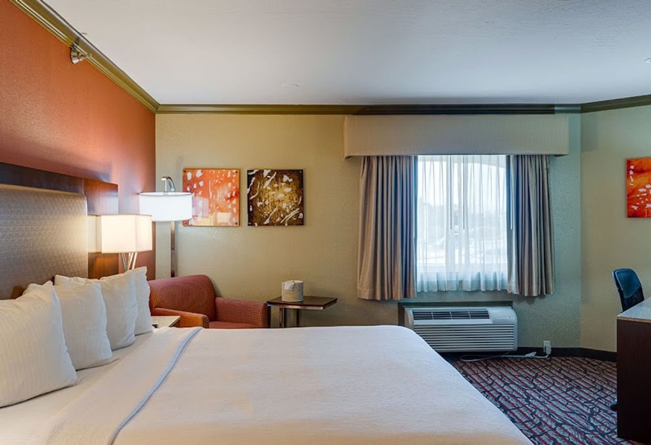 Photo of Best Western Plus Brookside Inn