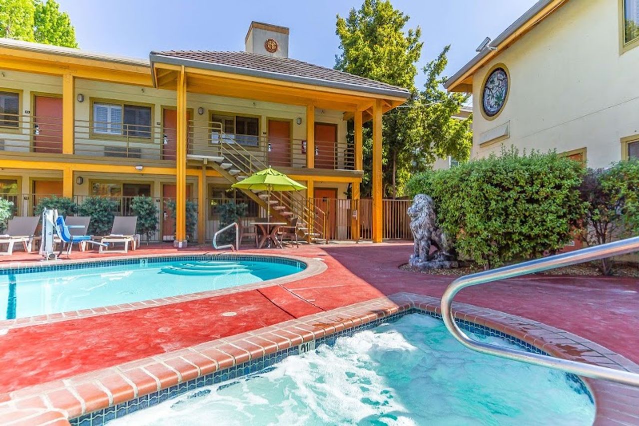 Photo of Comfort Inn Santa Cruz North